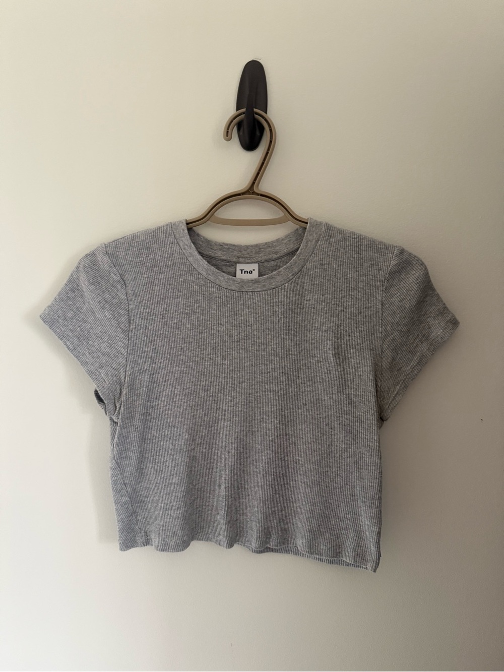 TNA Ribbed Short Sleeve Crop Top